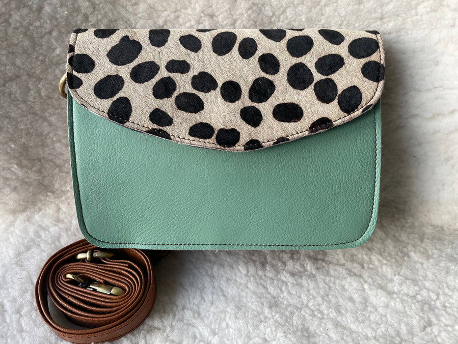 Handcrafted, Recycled Leather  & Hide Bags.