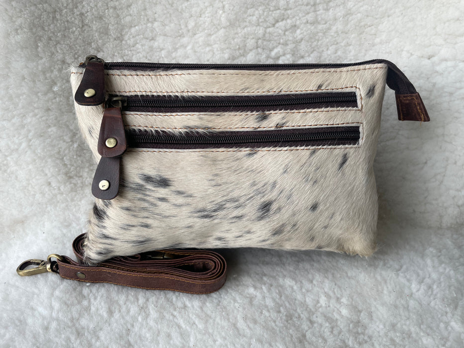 Leather & Hide 'Zipped' Bag